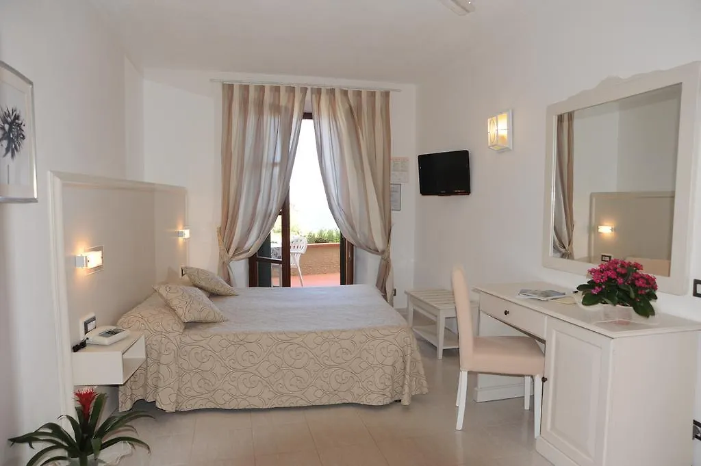 Hotel Barsalini SantʼAndrea