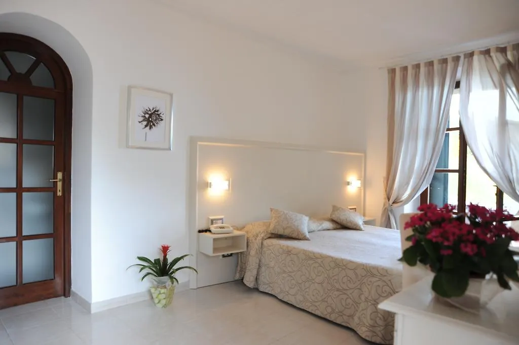 Hotel Barsalini SantʼAndrea